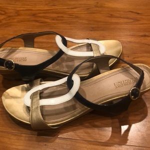 Kenneth Cole Reaction Gold Sandal